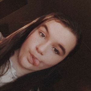 Meet your Posher, Lilly